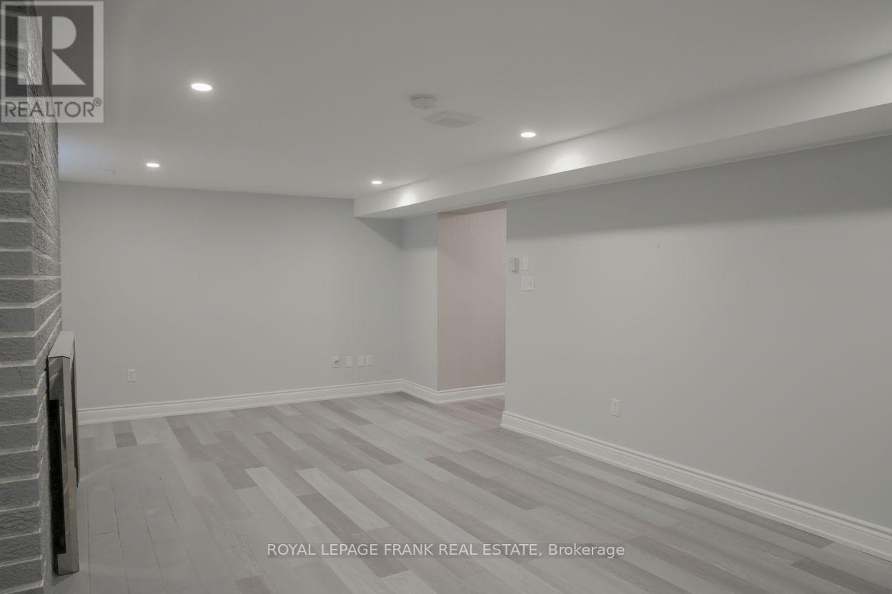 1 Crescent Court, Kawartha Lakes (Lindsay), Ontario  K9V 3Y8 - Photo 10 - X12643588