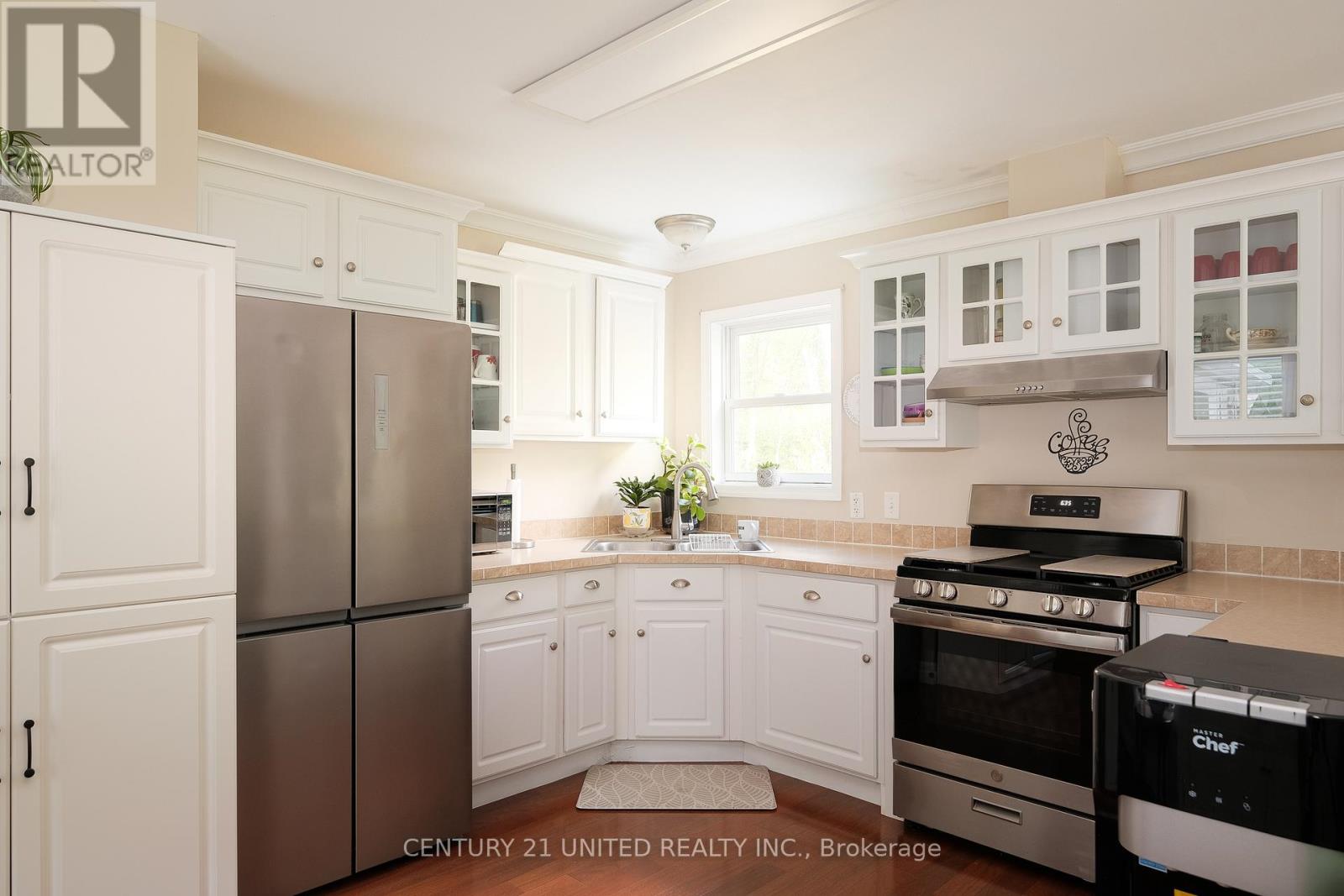 4 Rollies Bay Road E, Curve Lake First Nation 35 (Curve Lake First Nation), Ontario  K0L 1R0 - Photo 11 - X12643700