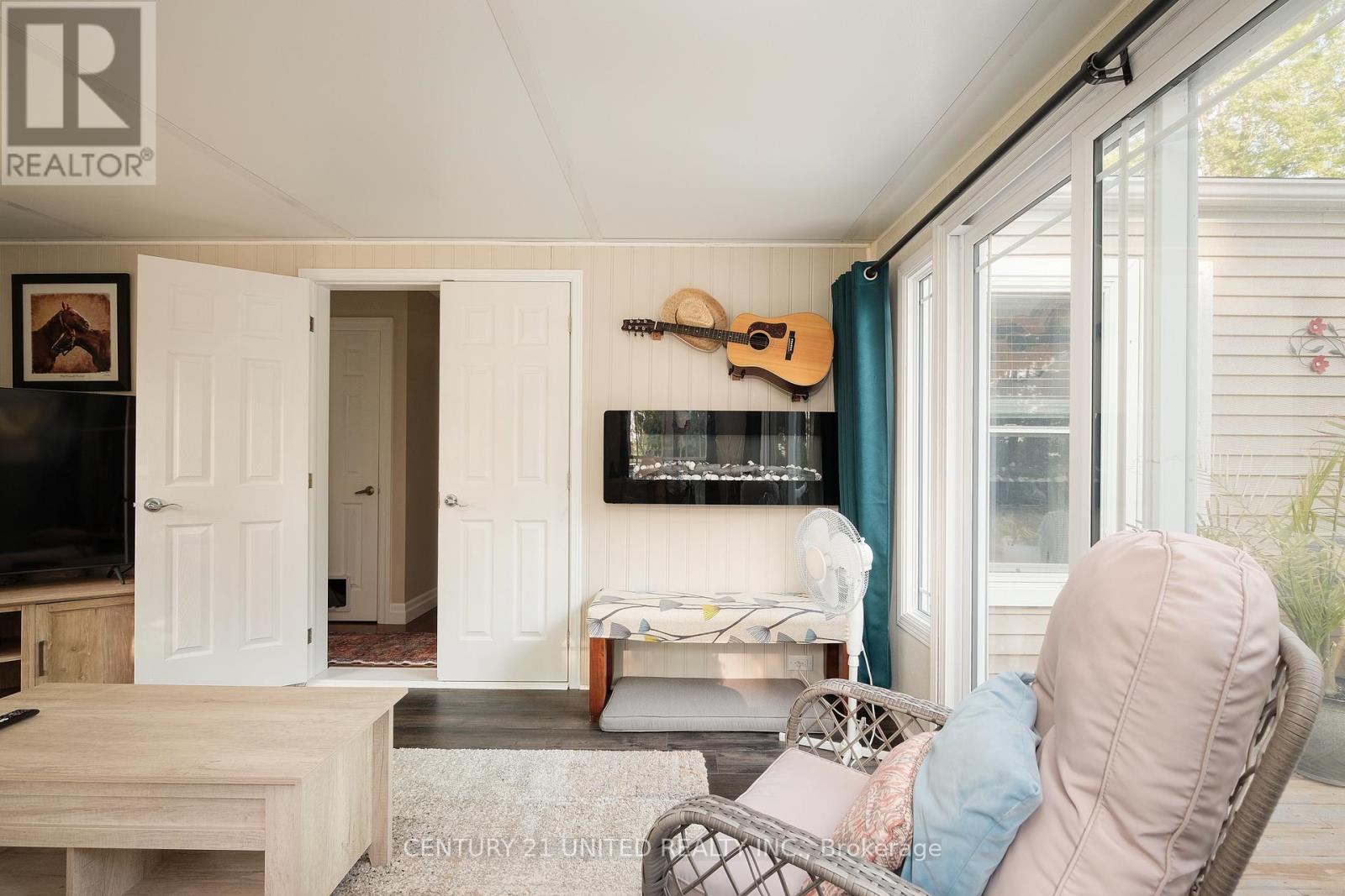 4 Rollies Bay Road E, Curve Lake First Nation 35 (Curve Lake First Nation), Ontario  K0L 1R0 - Photo 16 - X12643700