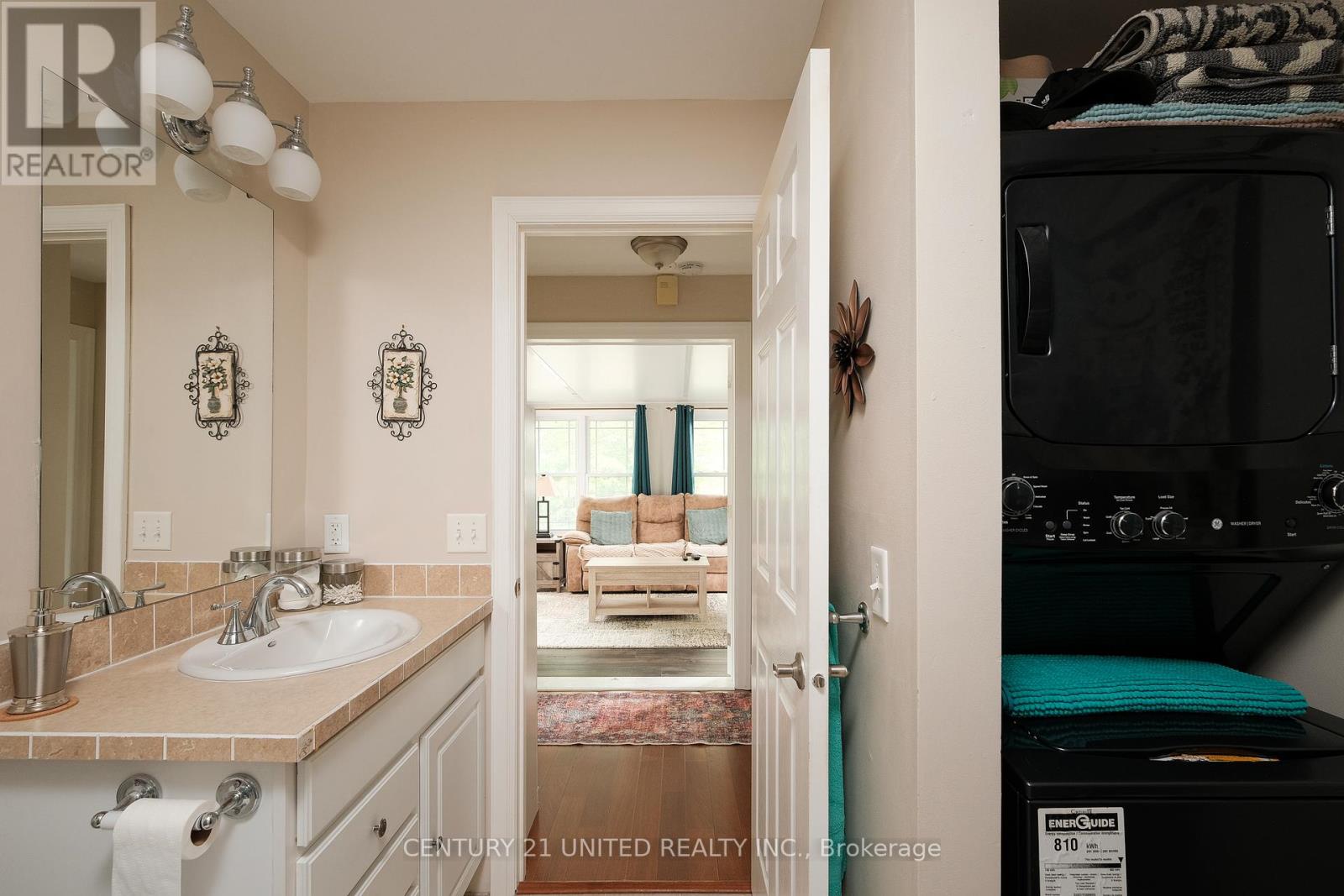 4 Rollies Bay Road E, Curve Lake First Nation 35 (Curve Lake First Nation), Ontario  K0L 1R0 - Photo 18 - X12643700