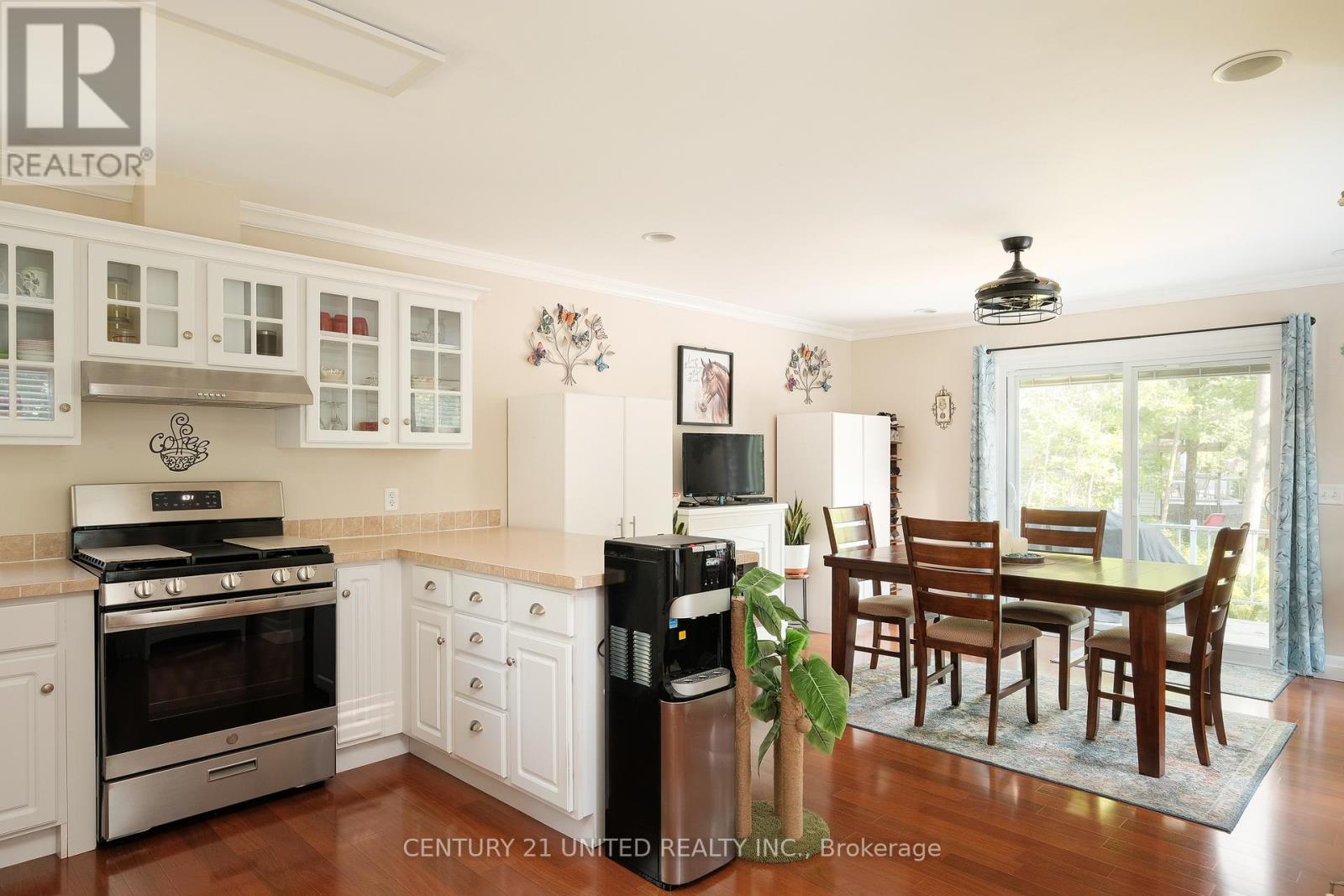 4 Rollies Bay Road E, Curve Lake First Nation 35 (Curve Lake First Nation), Ontario  K0L 1R0 - Photo 2 - X12643700