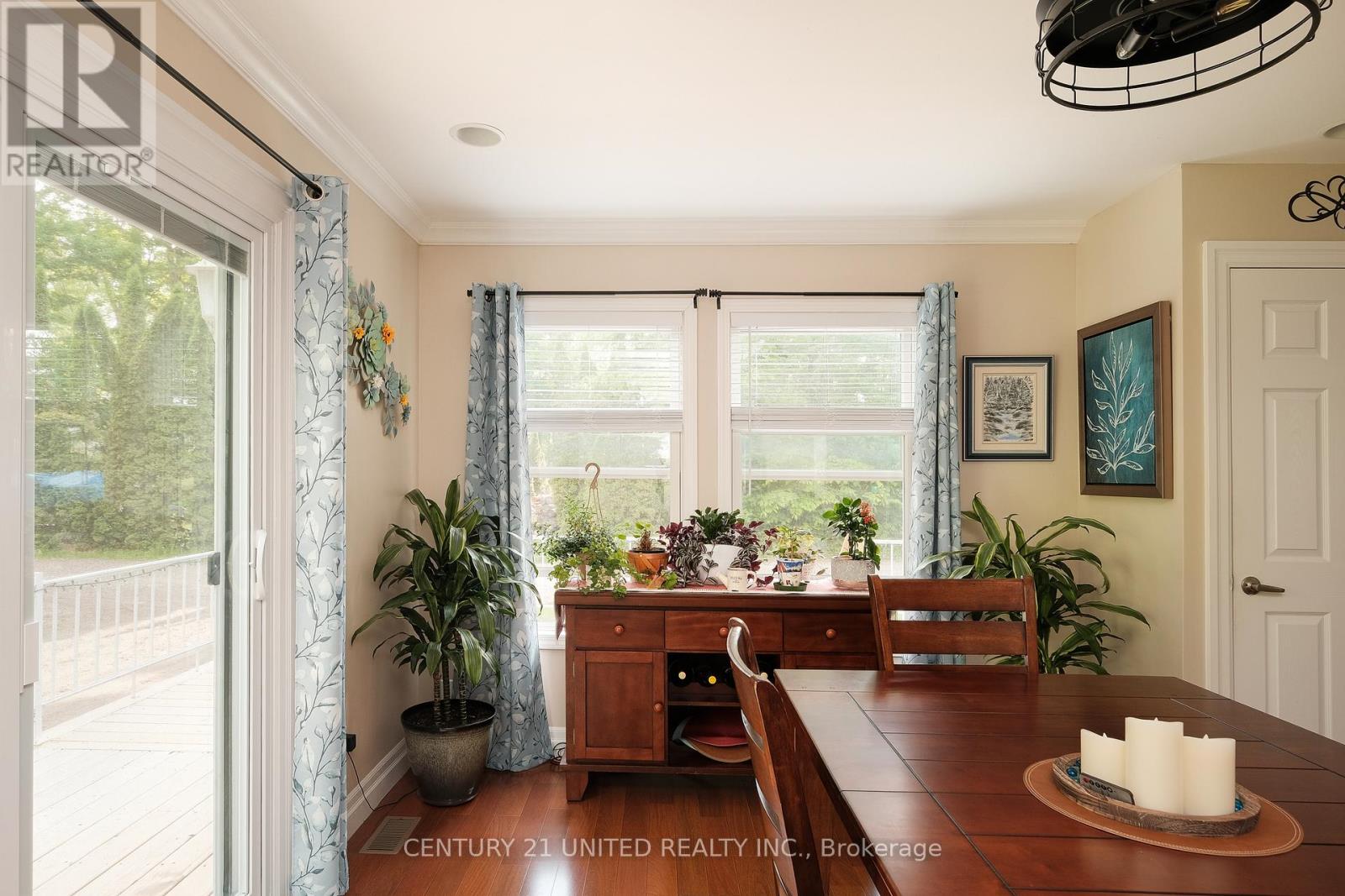 4 Rollies Bay Road E, Curve Lake First Nation 35 (Curve Lake First Nation), Ontario  K0L 1R0 - Photo 4 - X12643700