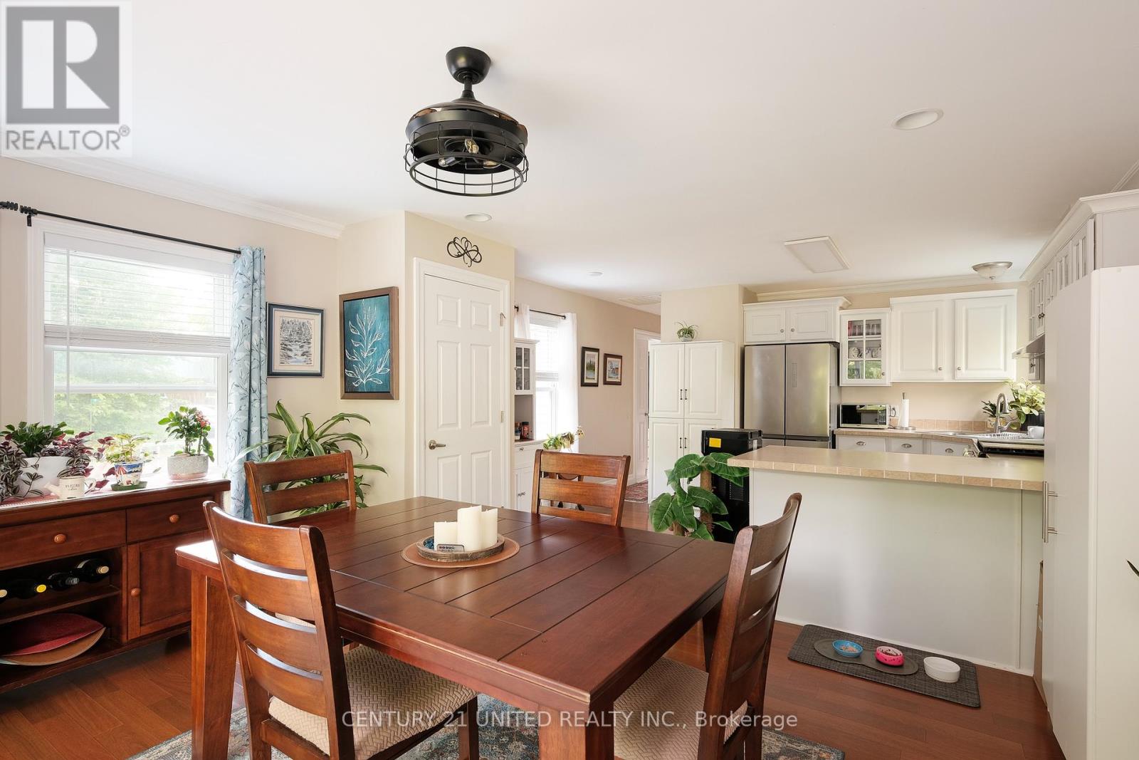 4 Rollies Bay Road E, Curve Lake First Nation 35 (Curve Lake First Nation), Ontario  K0L 1R0 - Photo 6 - X12643700