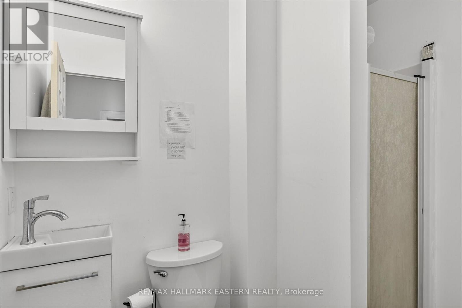 271 Thomas Street, Peterborough (Town Ward 3), Ontario  K9J 5E7 - Photo 23 - X12644024