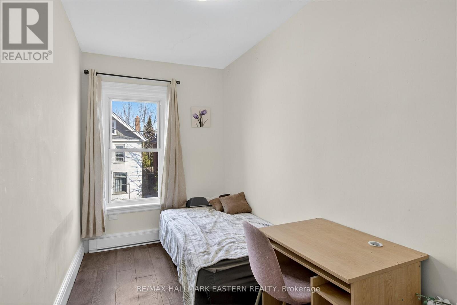 271 Thomas Street, Peterborough (Town Ward 3), Ontario  K9J 5E7 - Photo 30 - X12644024