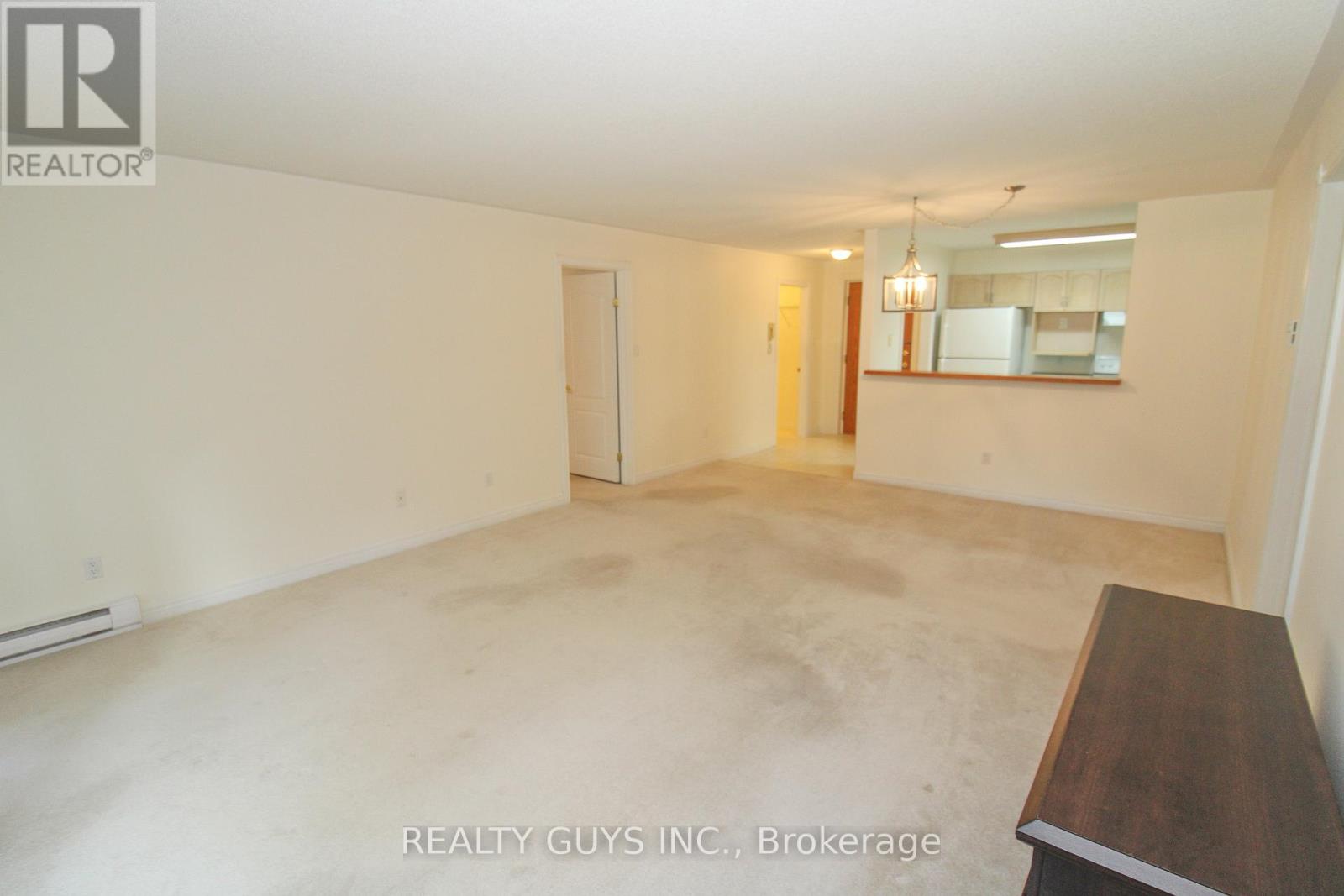 693 Whitaker Street, Peterborough (Ashburnham Ward 4), Ontario  K9H 7K3 - Photo 27 - X12644070