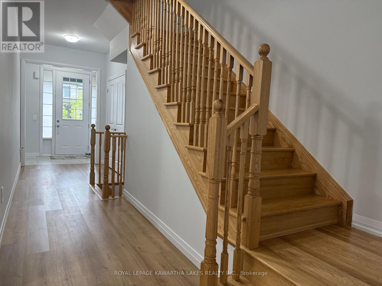 19 Keenan Street, Kawartha Lakes (Lindsay), Ontario  K9V 6C2 - Photo 14 - X12644470