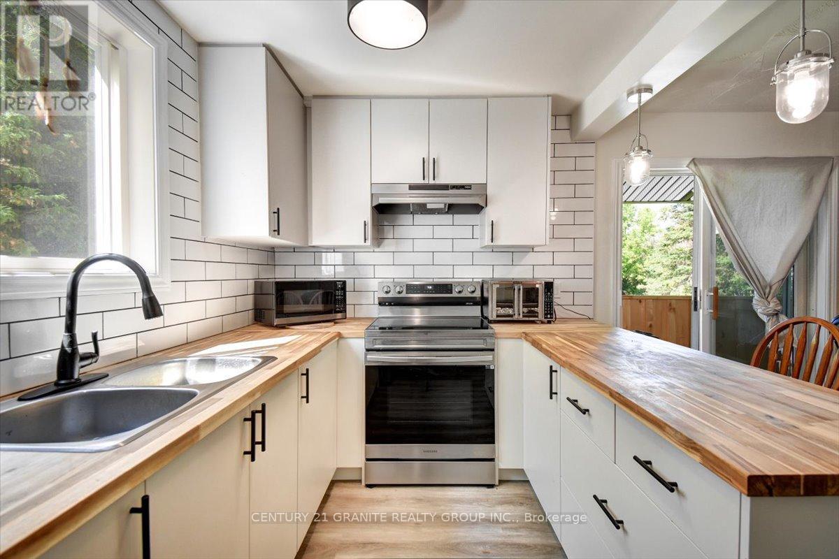 4 - 2289 Loop Road, Highlands East (Monmouth), Ontario  K0L 3C0 - Photo 3 - X12644880