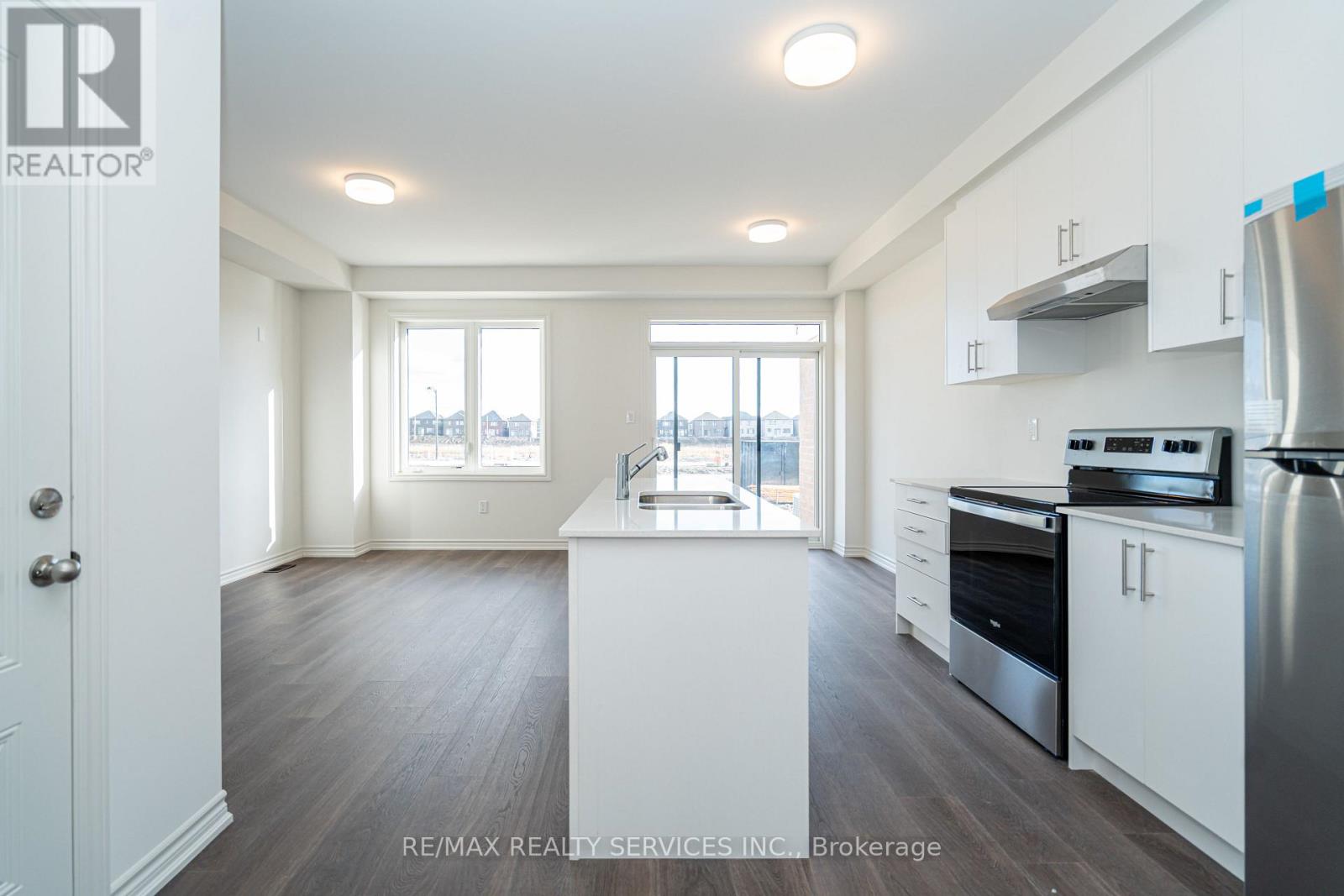 123 Sanderson Drive, Kawartha Lakes (Lindsay), Ontario  K9V 0T2 - Photo 11 - X12644902