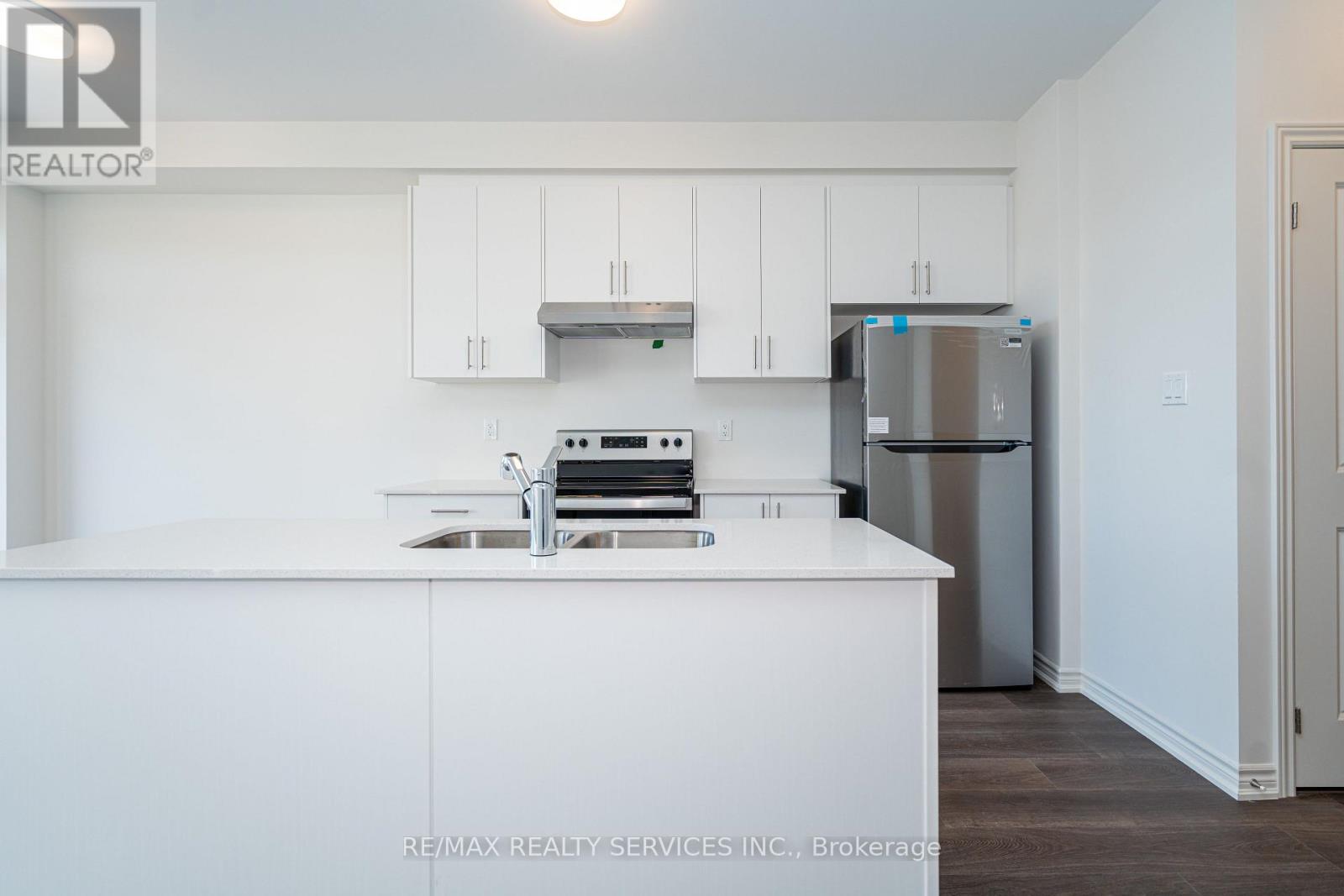 123 Sanderson Drive, Kawartha Lakes (Lindsay), Ontario  K9V 0T2 - Photo 13 - X12644902