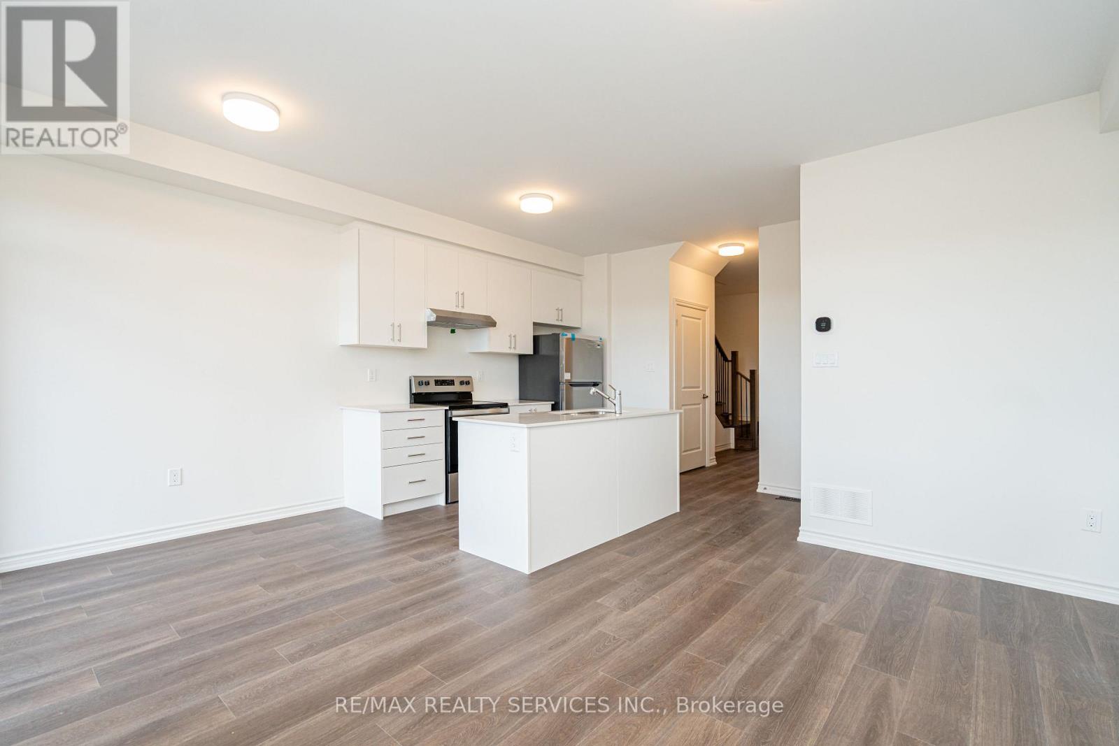 123 Sanderson Drive, Kawartha Lakes (Lindsay), Ontario  K9V 0T2 - Photo 19 - X12644902