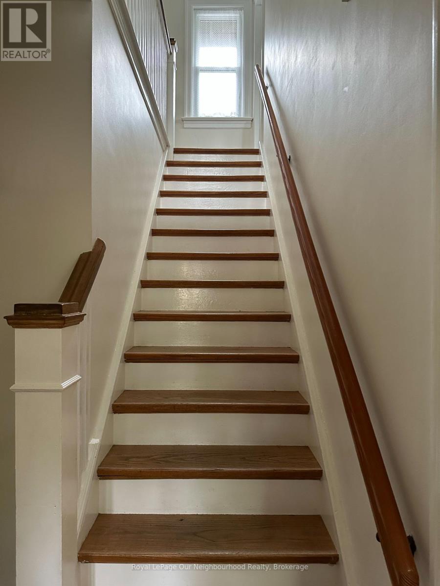 420 Albertus Avenue N, Peterborough (Town Ward 3), Ontario  K9J 4Z8 - Photo 11 - X12645056