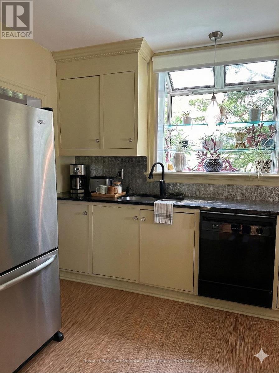 420 Albertus Avenue N, Peterborough (Town Ward 3), Ontario  K9J 4Z8 - Photo 7 - X12645056