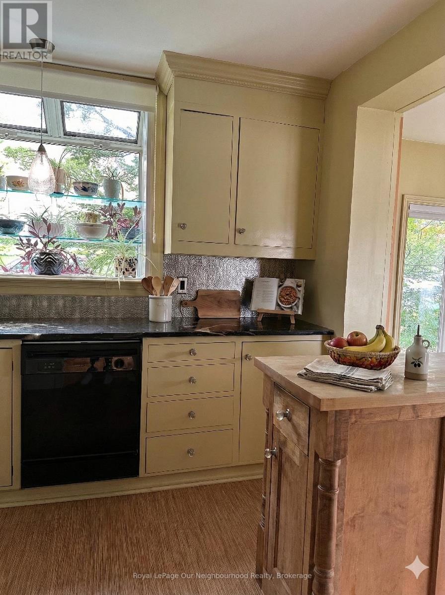 420 Albertus Avenue N, Peterborough (Town Ward 3), Ontario  K9J 4Z8 - Photo 8 - X12645056