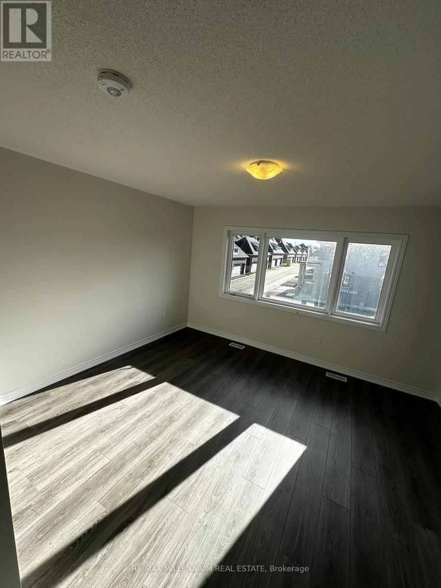 103 Watts Mews, Kawartha Lakes (Lindsay), Ontario  K9V 5V4 - Photo 17 - X12645582