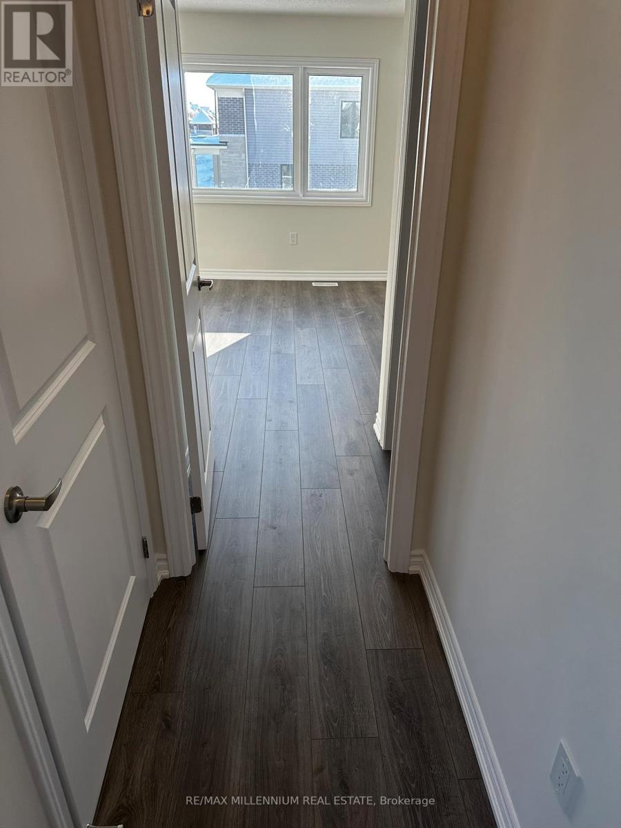 103 Watts Mews, Kawartha Lakes (Lindsay), Ontario  K9V 5V4 - Photo 20 - X12645582