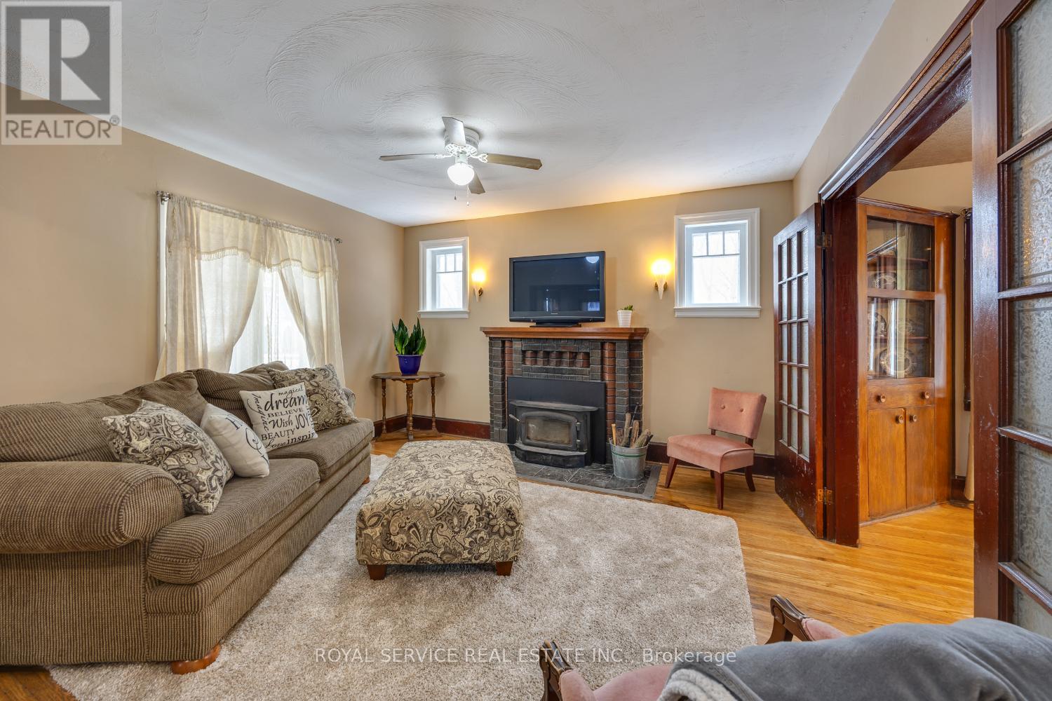 909 7a Highway, Cavan Monaghan (Cavan Twp), Ontario  L0A 1C0 - Photo 2 - X12646458