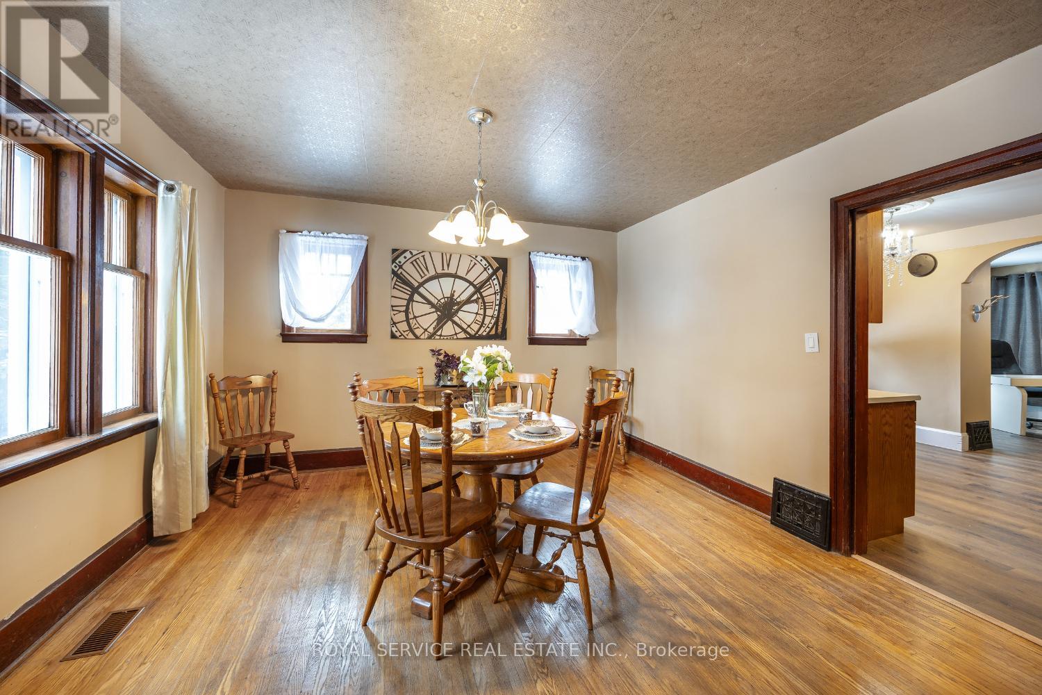 909 7a Highway, Cavan Monaghan (Cavan Twp), Ontario  L0A 1C0 - Photo 8 - X12646458