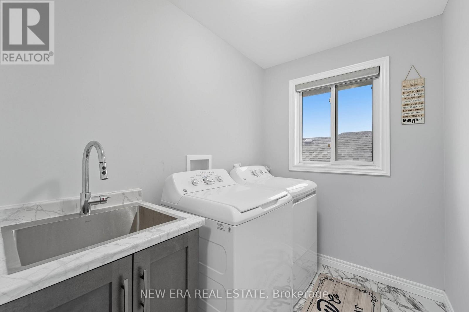 907 Bramford Terrace, Peterborough (Monaghan Ward 2), Ontario  K9K 0H3 - Photo 10 - X12646910