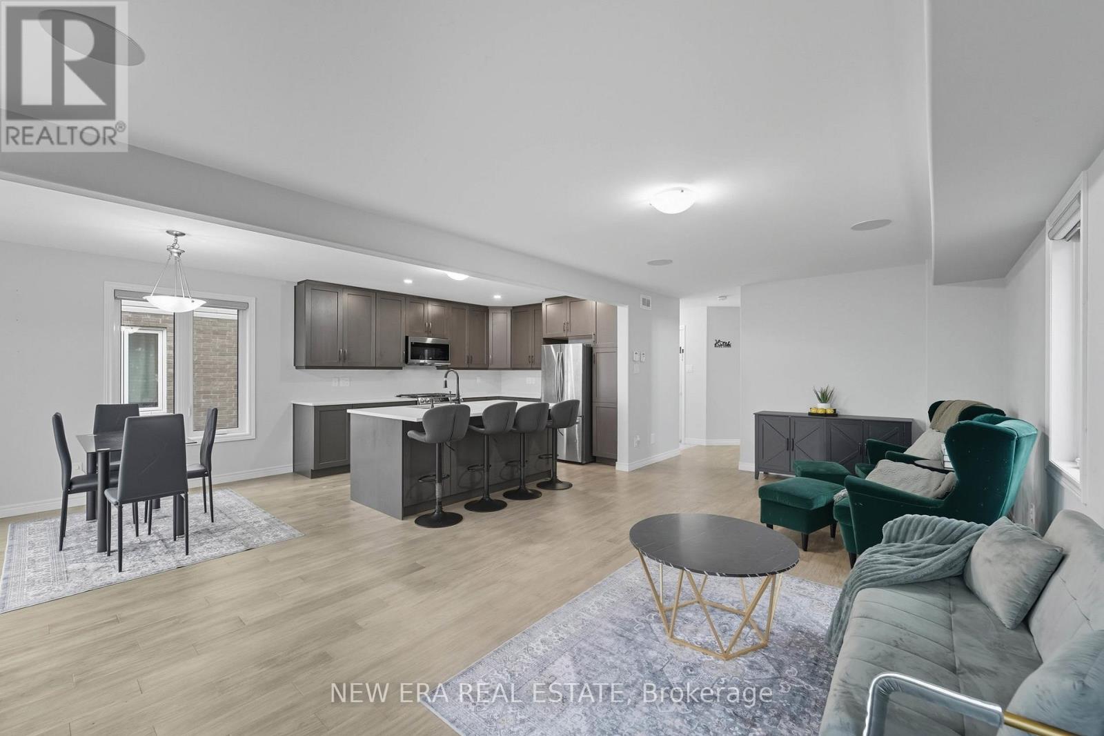 907 Bramford Terrace, Peterborough (Monaghan Ward 2), Ontario  K9K 0H3 - Photo 9 - X12646910