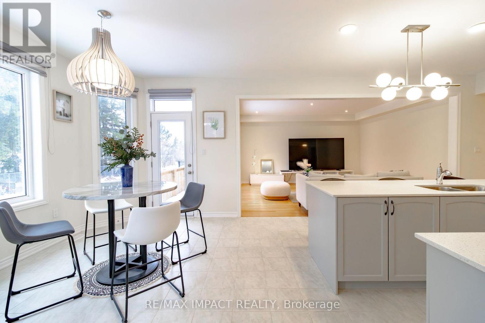 39 Connolly Road, Kawartha Lakes (Lindsay), Ontario  K9V 0P1 - Photo 14 - X12647052