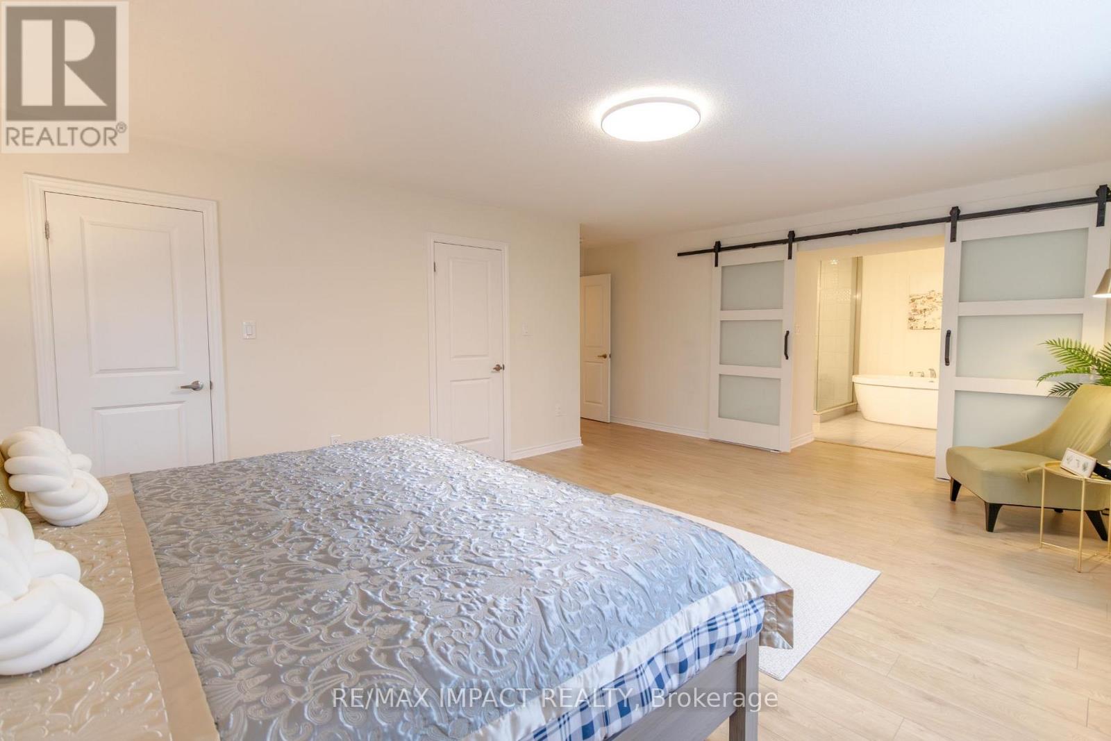 39 Connolly Road, Kawartha Lakes (Lindsay), Ontario  K9V 0P1 - Photo 34 - X12647052