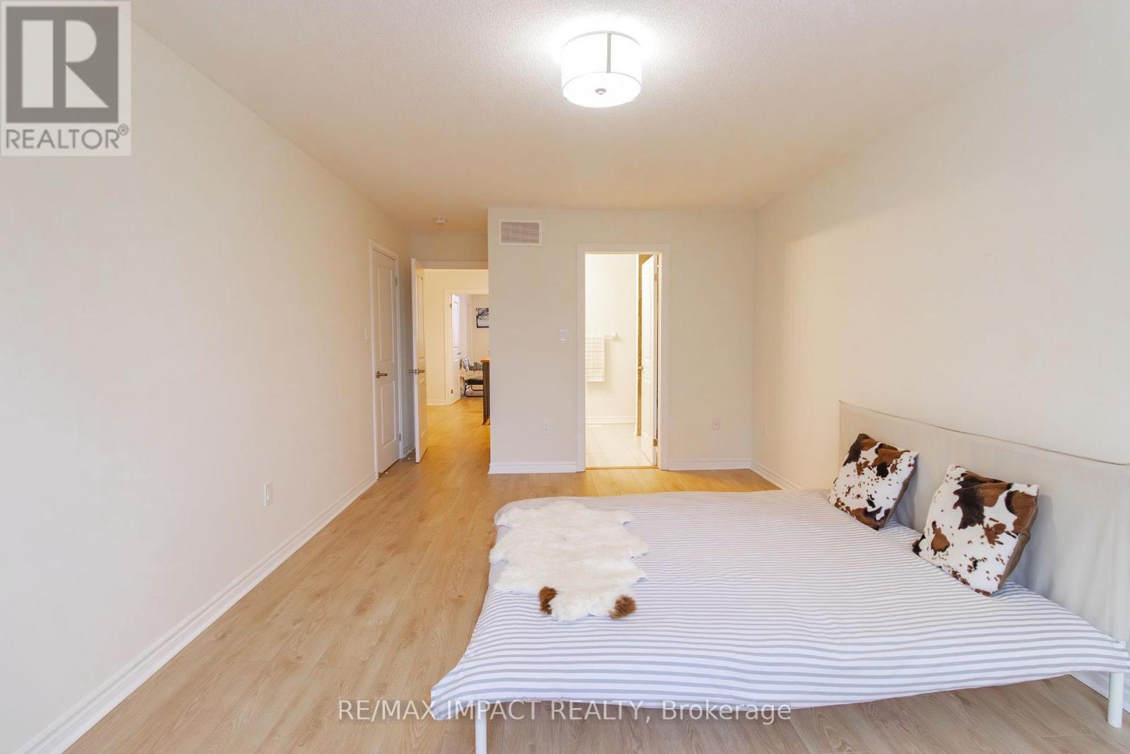 39 Connolly Road, Kawartha Lakes (Lindsay), Ontario  K9V 0P1 - Photo 40 - X12647052