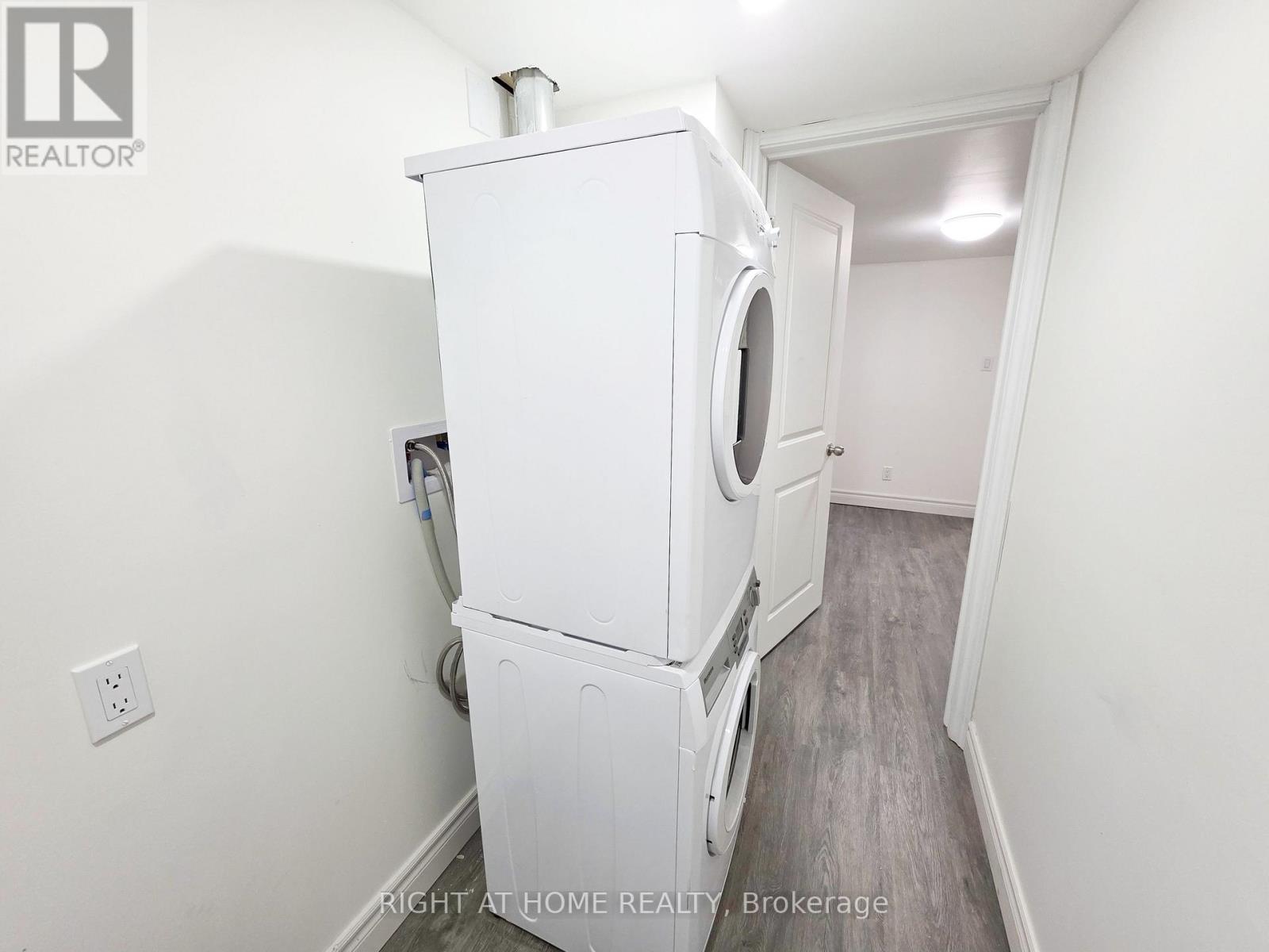 Lower - 948 Broadway Boulevard, Peterborough (Northcrest Ward 5), Ontario  K9H 0G8 - Photo 12 - X12649702