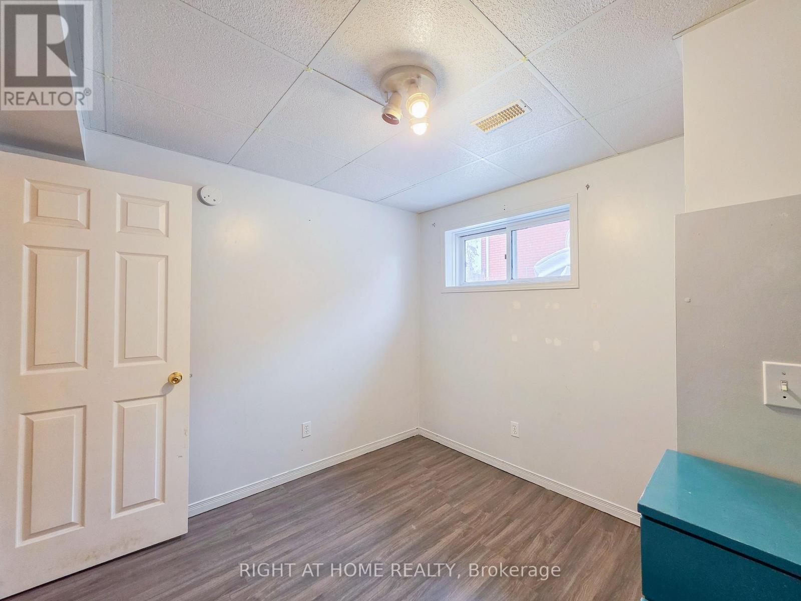 Lower - 168 Towerhill Road, Peterborough (Northcrest Ward 5), Ontario  K9H 7M8 - Photo 11 - X12649704