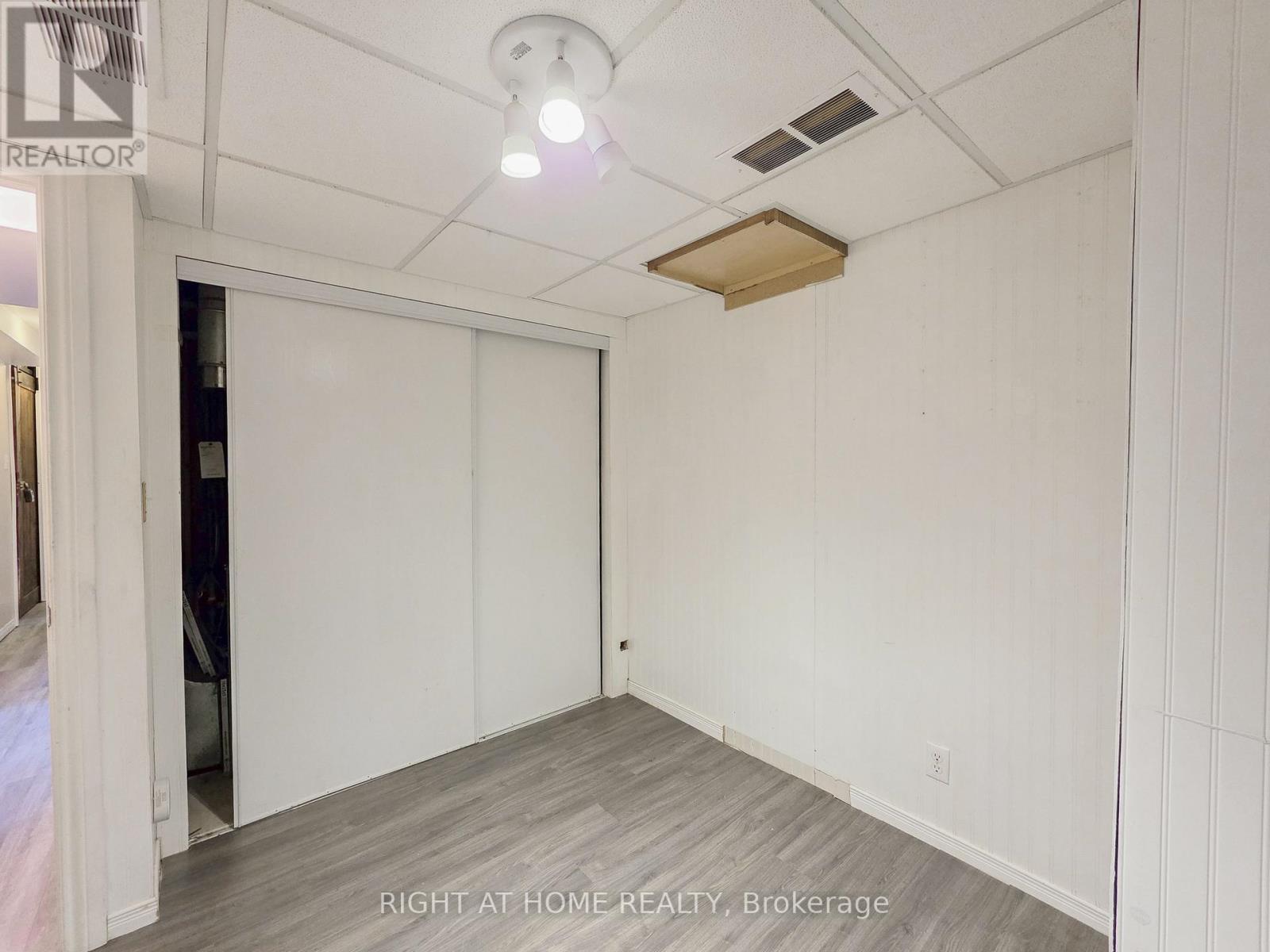 Lower - 168 Towerhill Road, Peterborough (Northcrest Ward 5), Ontario  K9H 7M8 - Photo 18 - X12649704