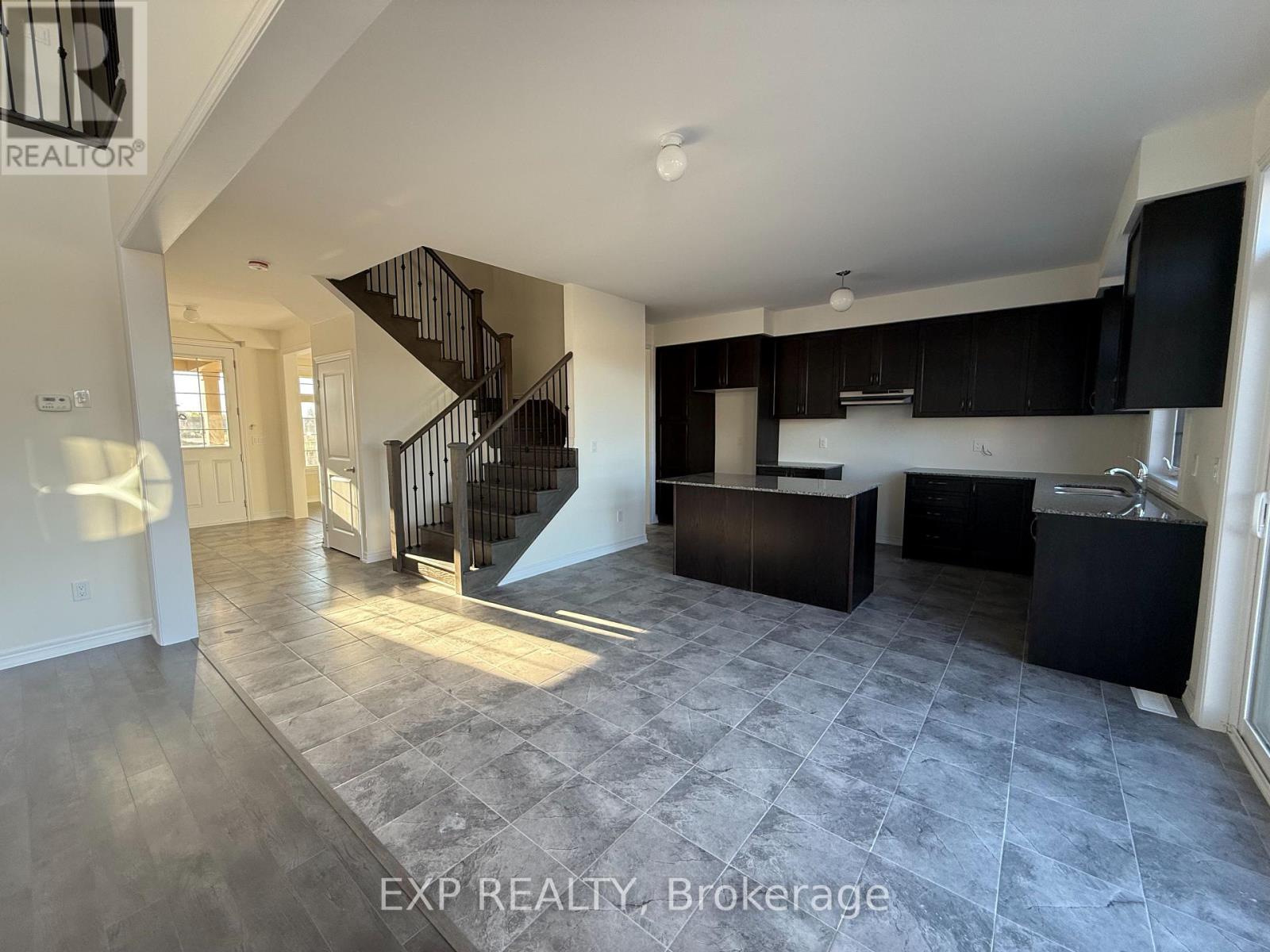 1 Larissa Park Drive, Quinte West (Murray Ward), Ontario  K0L 1L0 - Photo 8 - X12453907