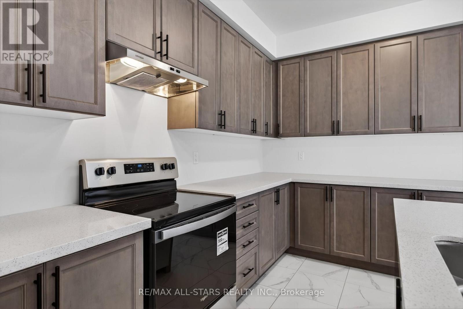 164 Alcorn Drive, Kawartha Lakes (Lindsay), Ontario  K9V 0T2 - Photo 12 - X12651466