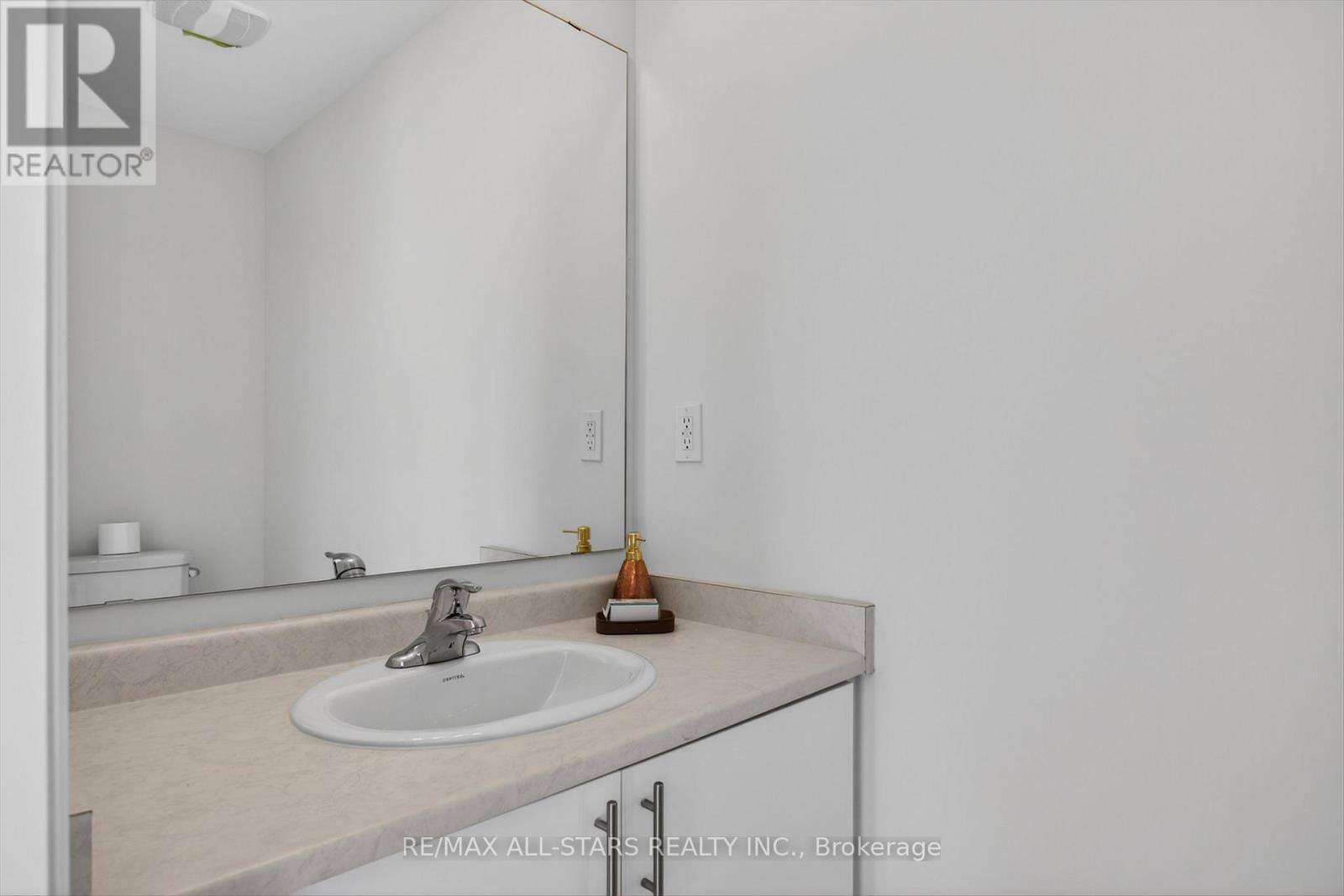 164 Alcorn Drive, Kawartha Lakes (Lindsay), Ontario  K9V 0T2 - Photo 17 - X12651466