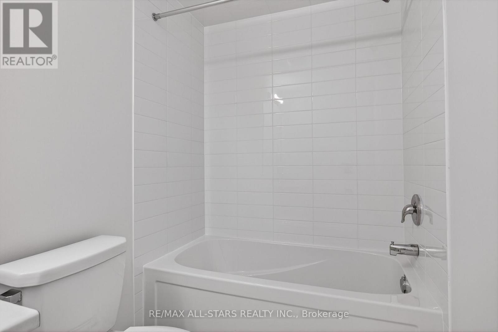 164 Alcorn Drive, Kawartha Lakes (Lindsay), Ontario  K9V 0T2 - Photo 35 - X12651466