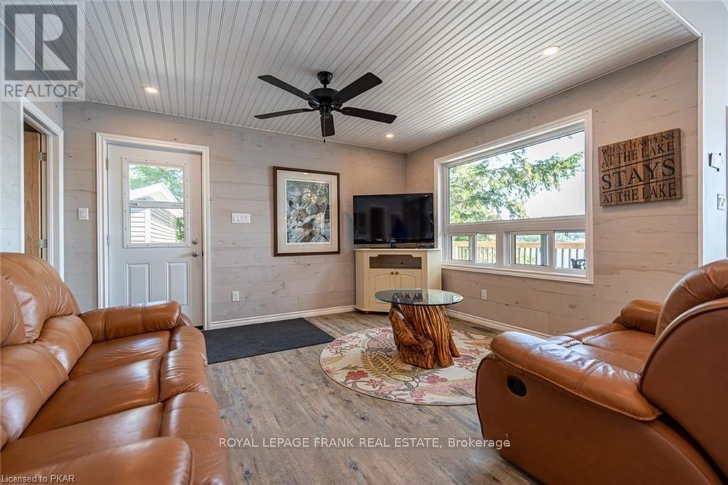 1758 Papineau Lake Road, Hastings Highlands (Wicklow Ward), Ontario  K0L 2R0 - Photo 10 - X12651582