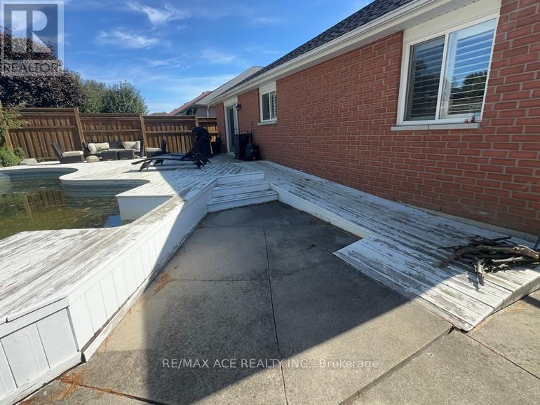 66 William Jose Court, Clarington (Newcastle), Ontario  L1B 1N7 - Photo 44 - E12651978