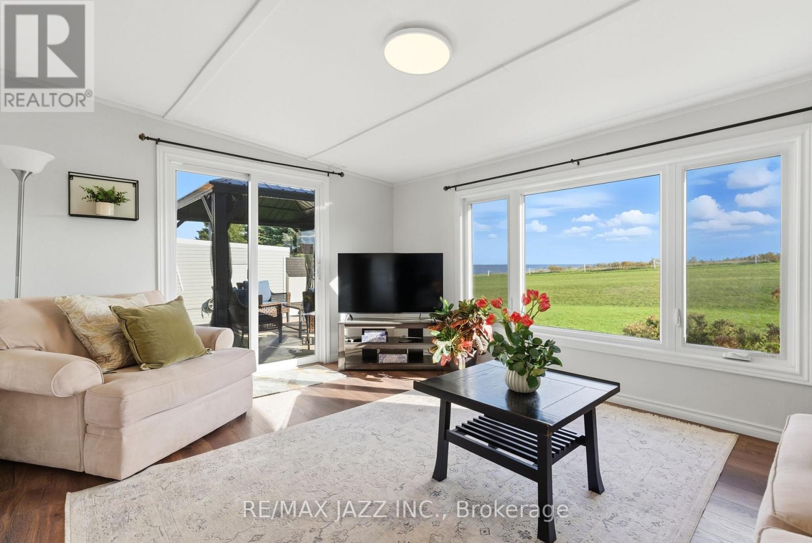 15 Bluffs Road, Clarington (Bowmanville), Ontario  L1B 1A3 - Photo 24 - E12652248