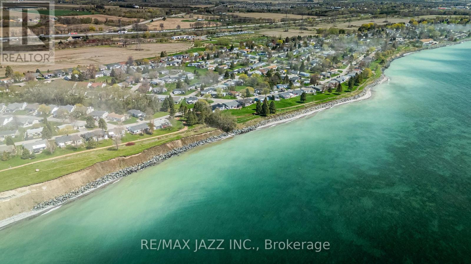 15 Bluffs Road, Clarington (Bowmanville), Ontario  L1B 1A3 - Photo 5 - E12652248