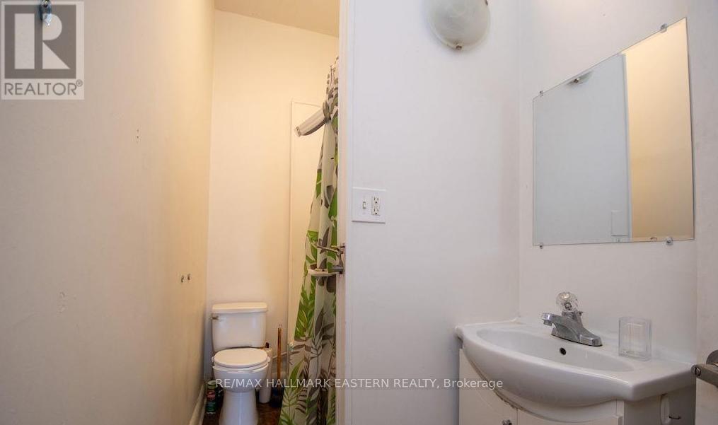 197 Hunter Street W, Peterborough (Town Ward 3), Ontario  K9H 2L1 - Photo 22 - X12652242