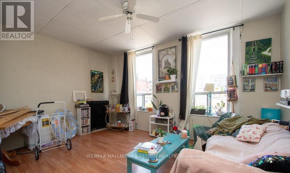 197 Hunter Street W, Peterborough (Town Ward 3), Ontario  K9H 2L1 - Photo 23 - X12652242