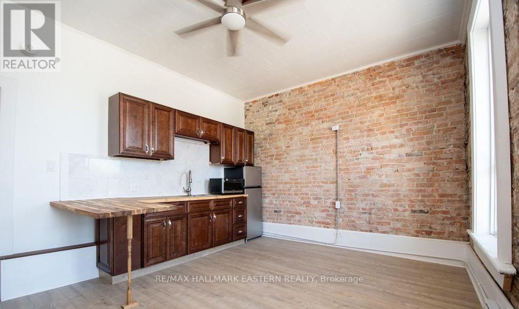 197 Hunter Street W, Peterborough (Town Ward 3), Ontario  K9H 2L1 - Photo 30 - X12652242