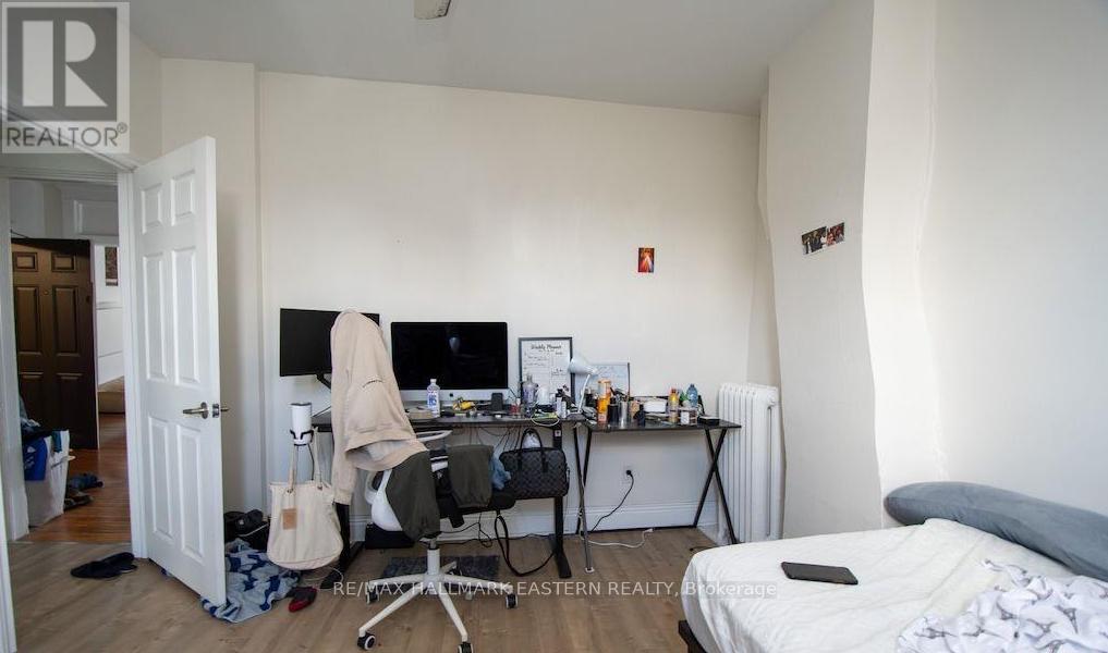 197 Hunter Street W, Peterborough (Town Ward 3), Ontario  K9H 2L1 - Photo 40 - X12652242