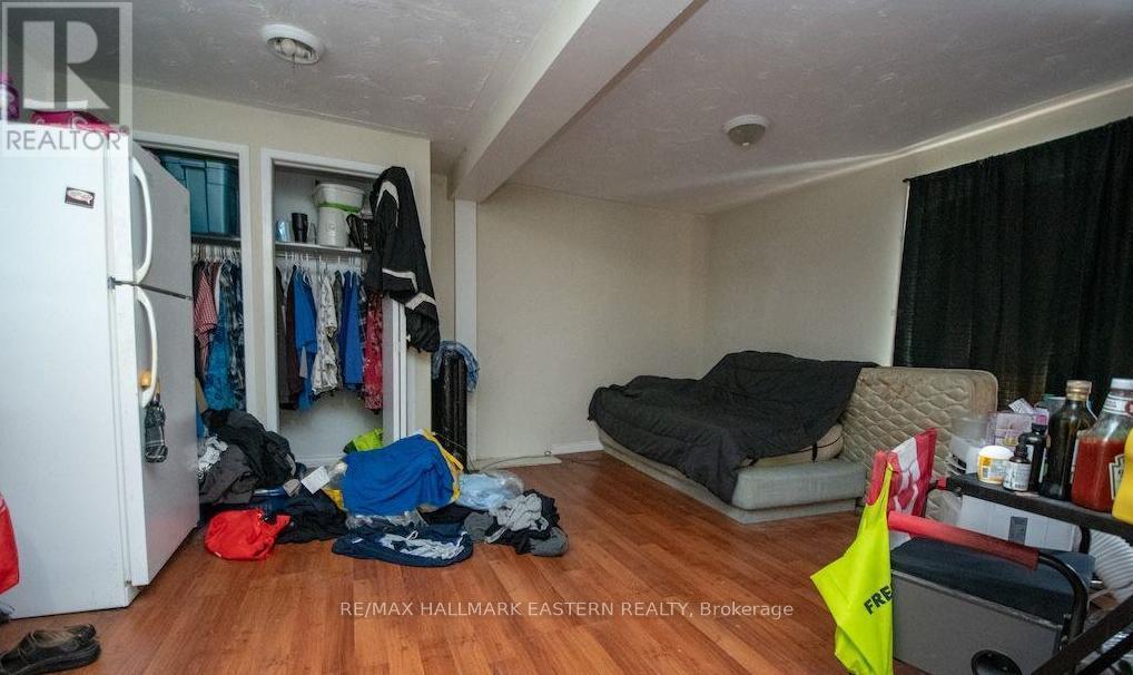 197 Hunter Street W, Peterborough (Town Ward 3), Ontario  K9H 2L1 - Photo 43 - X12652242