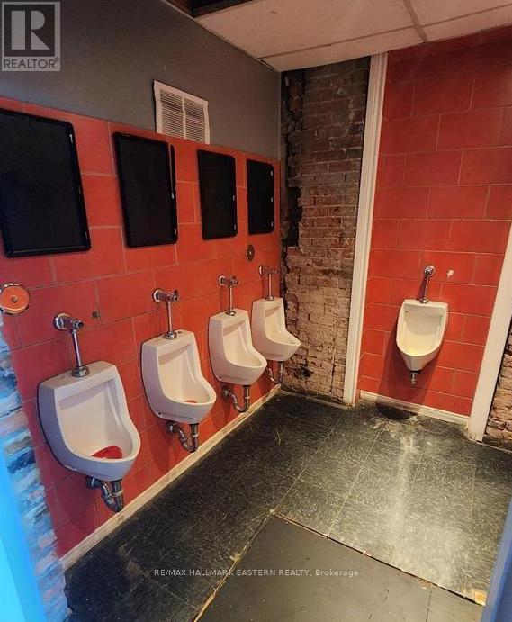 199 Hunter Street, Peterborough (Town Ward 3), Ontario  K9H 2L1 - Photo 24 - X12652286