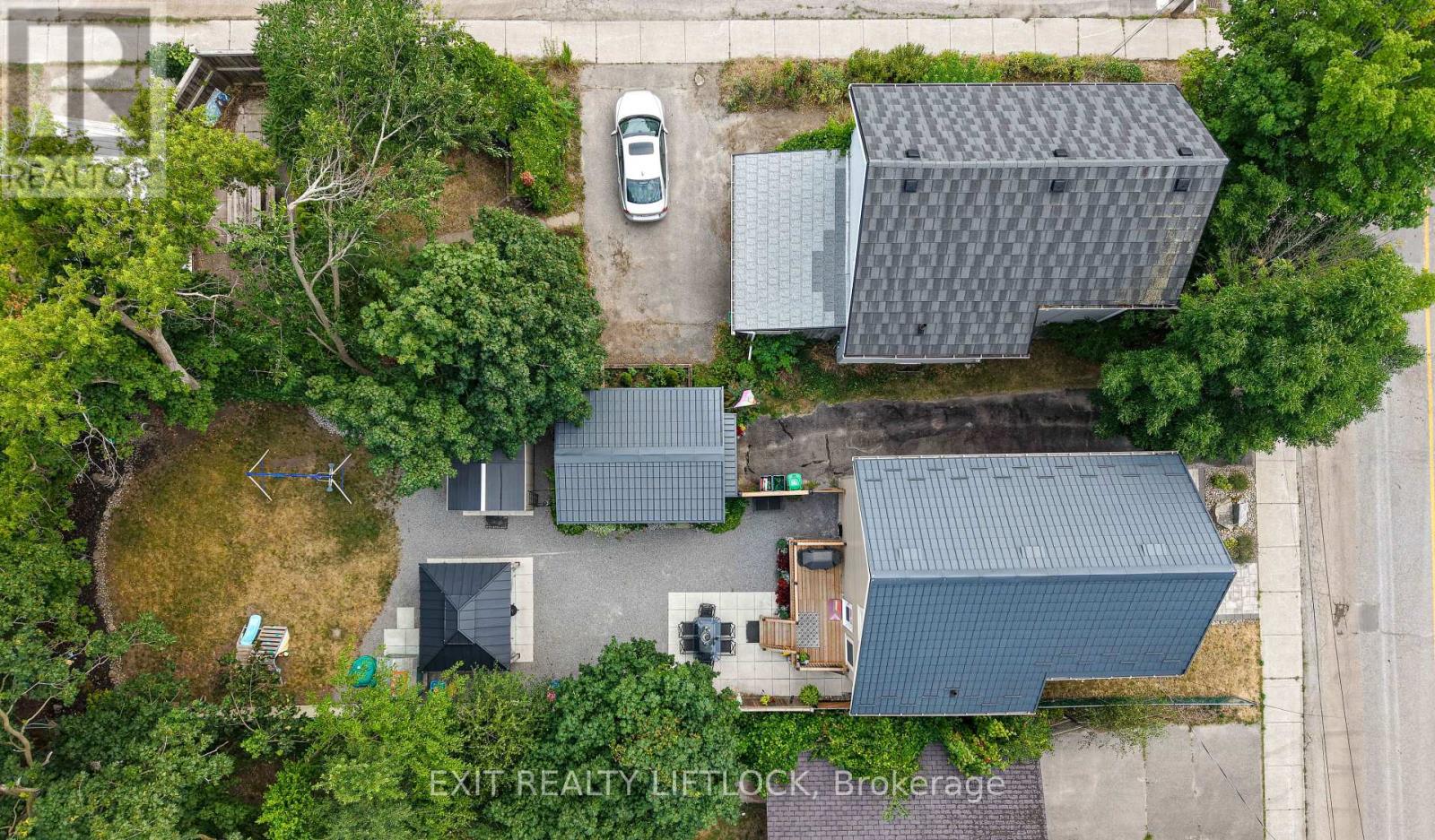 468 Cambridge Street, Peterborough (Town Ward 3), Ontario  K9H 4T3 - Photo 31 - X12652734