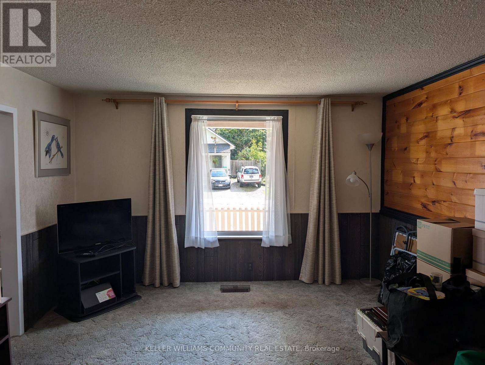 222 London Street, Peterborough (Town Ward 3), Ontario  K9H 2Y9 - Photo 13 - X12654650