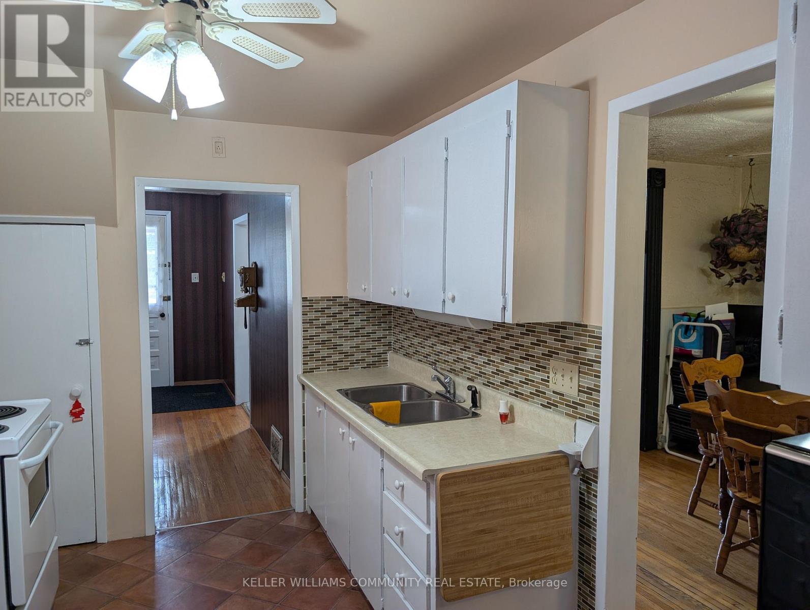 222 London Street, Peterborough (Town Ward 3), Ontario  K9H 2Y9 - Photo 16 - X12654650