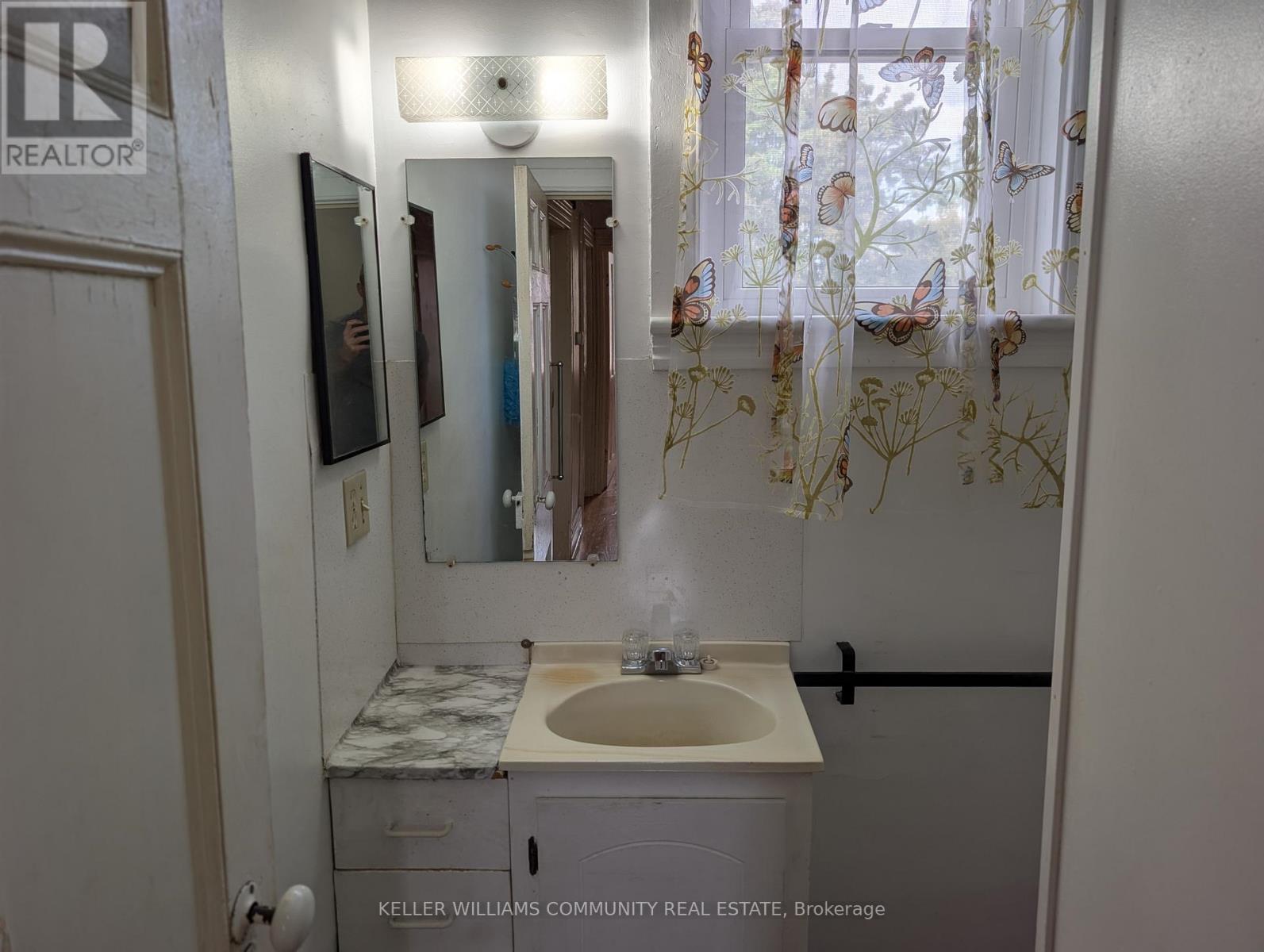 222 London Street, Peterborough (Town Ward 3), Ontario  K9H 2Y9 - Photo 25 - X12654650