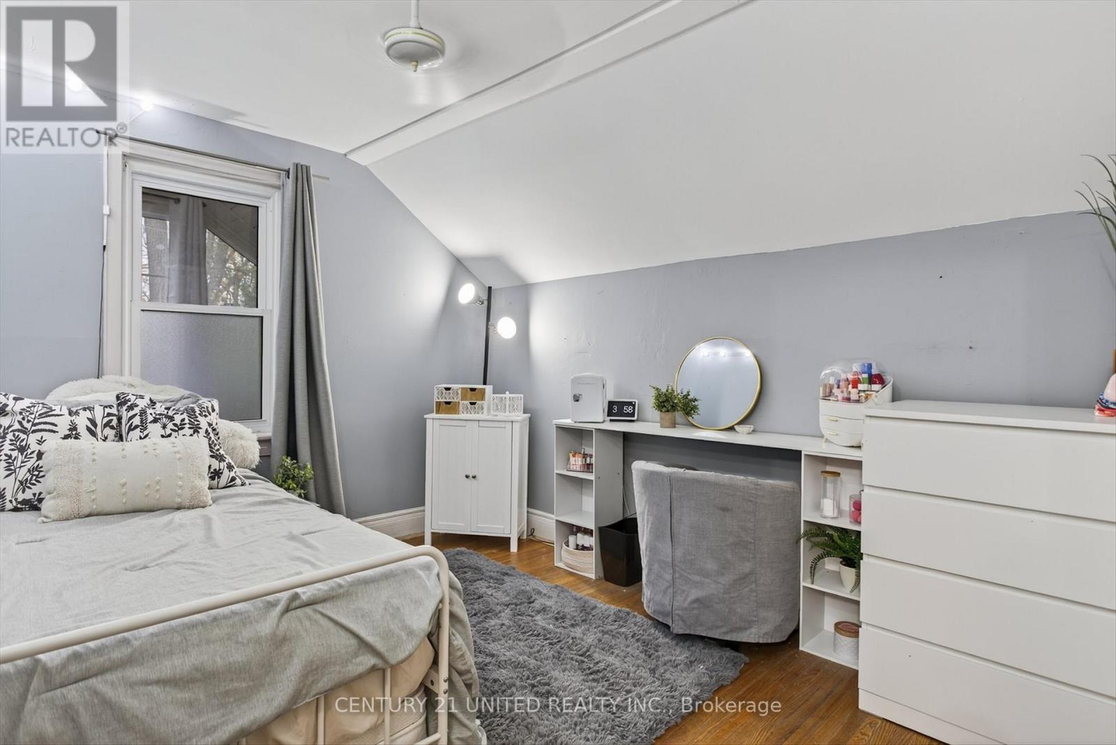 71 Bond Street W, Kawartha Lakes (Lindsay), Ontario  K9V 3R5 - Photo 33 - X12655636