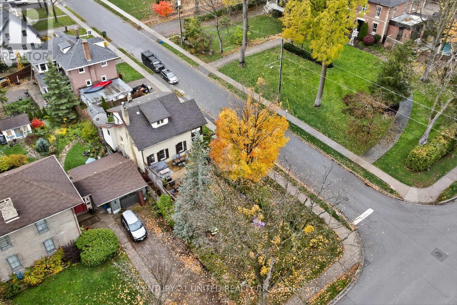 71 Bond Street W, Kawartha Lakes (Lindsay), Ontario  K9V 3R5 - Photo 39 - X12655636